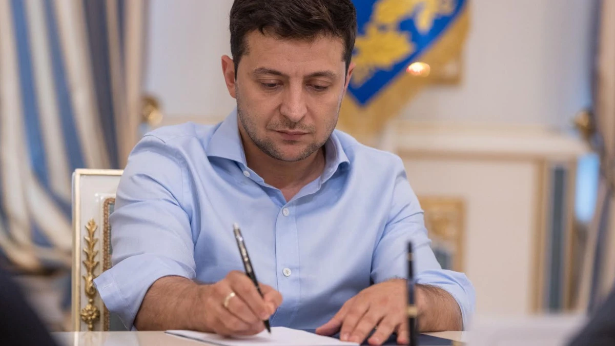 Зеленський підписав указ про 14 військових адміністрацій у Донецькій області