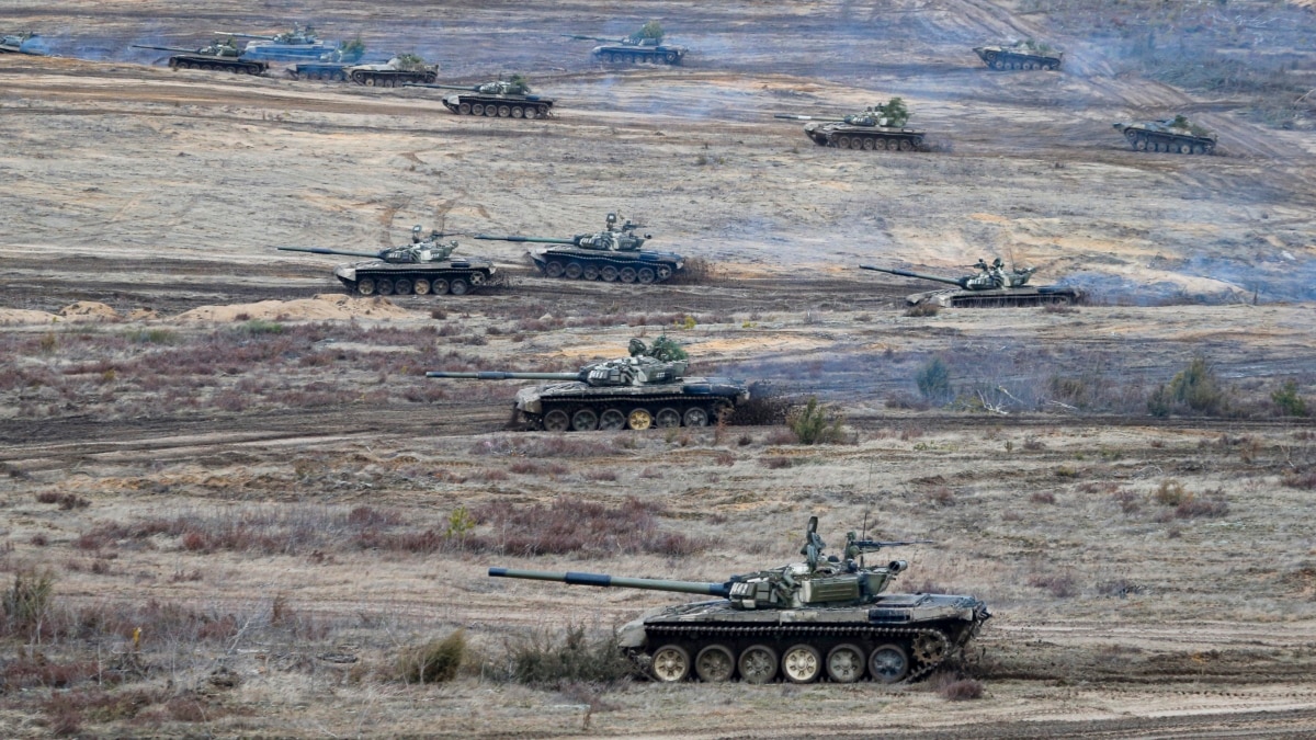 Білорусь проводить підготовку операторів зенітних ракетних систем і екіпажів танків