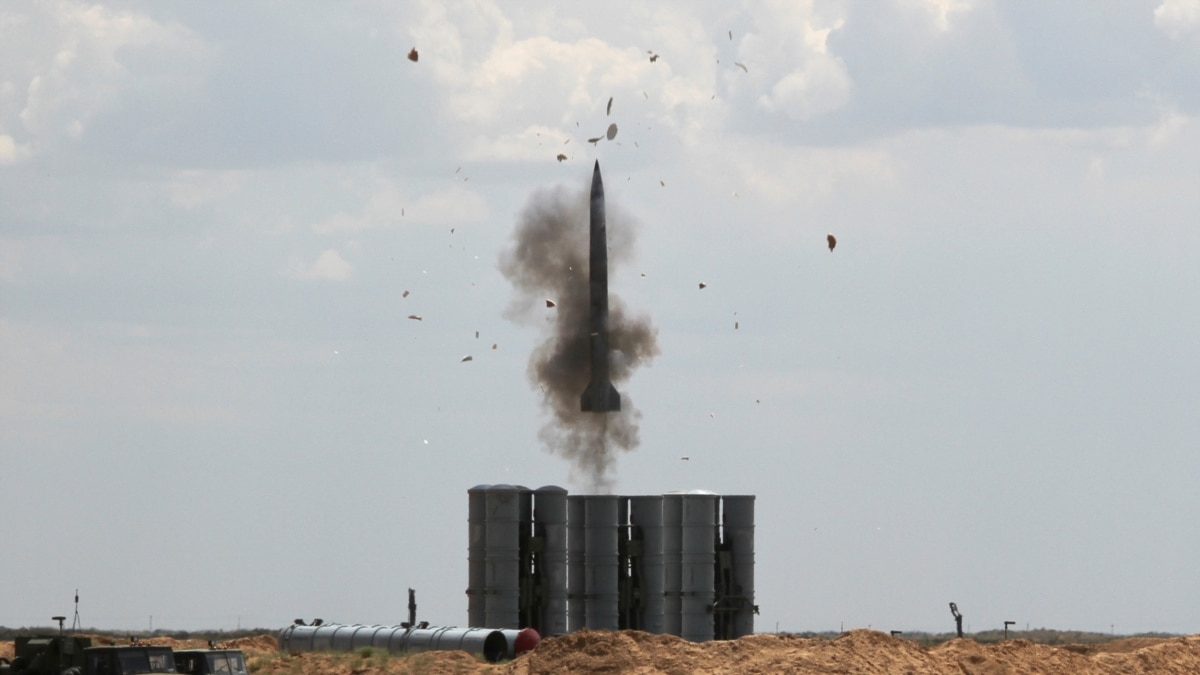 Армія РФ вночі завдала ракетного удару по Запорізькому району – Старух