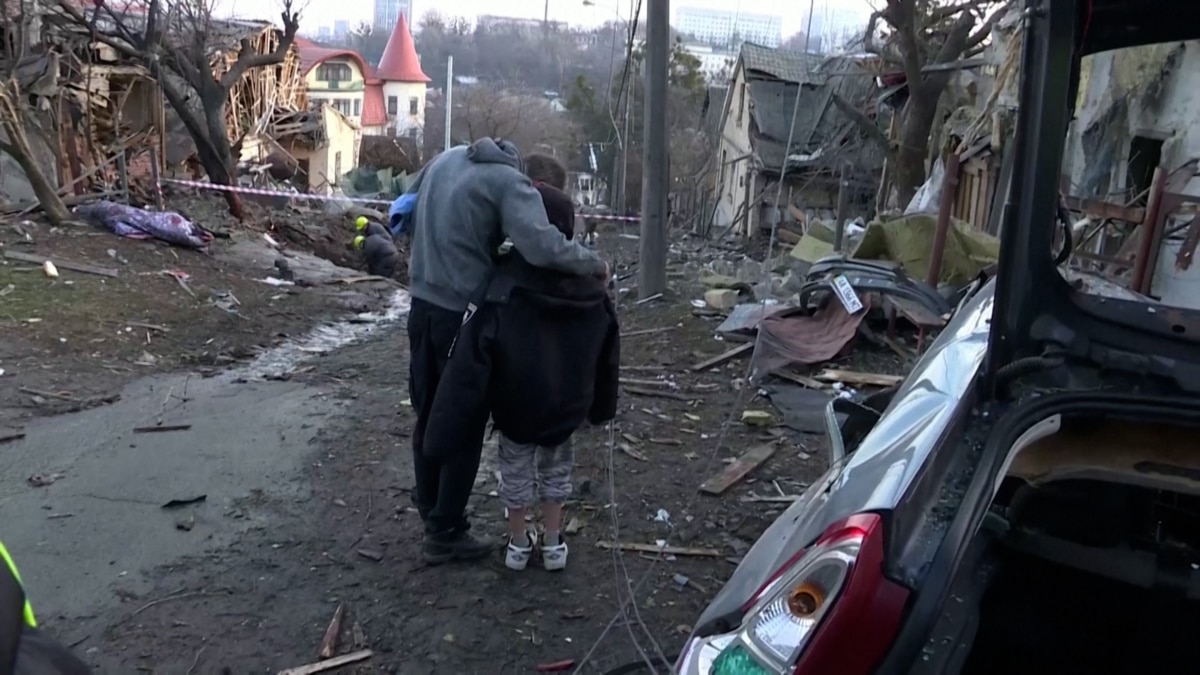 Кличко повідомив про вибухи у двох районах Києва