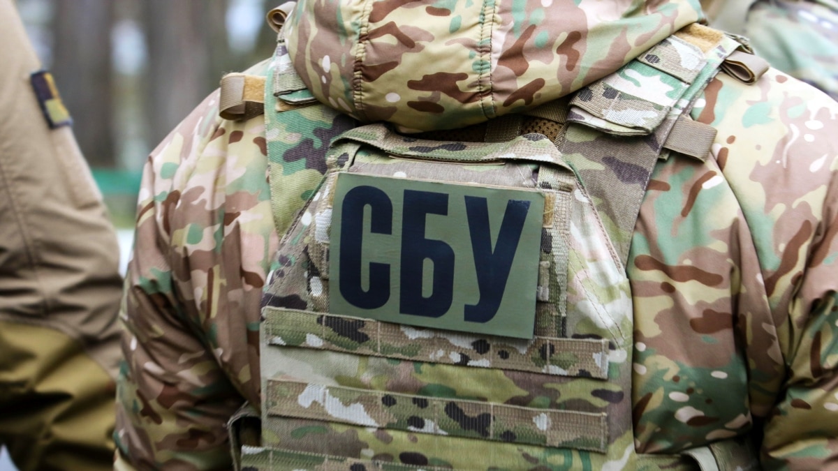 У СБУ почали розслідування після появи відео з відрізанням голови українському військовому