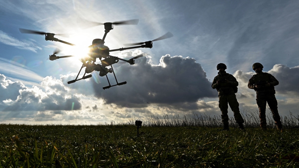 російські військові блогери скаржаться, що ЗСУ суттєво переважають у використанні дронів
