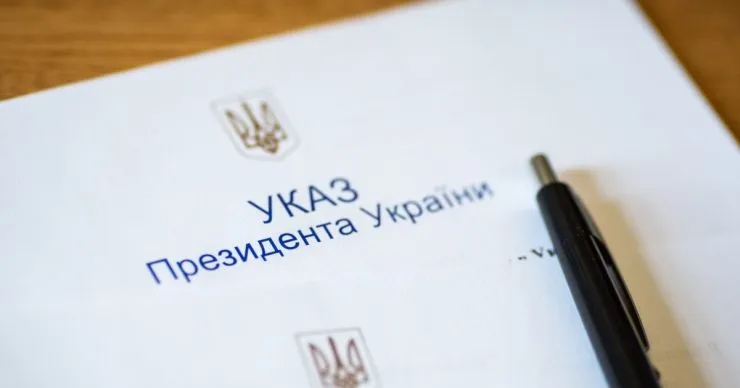 Зеленський звільнив посла України в Латвії